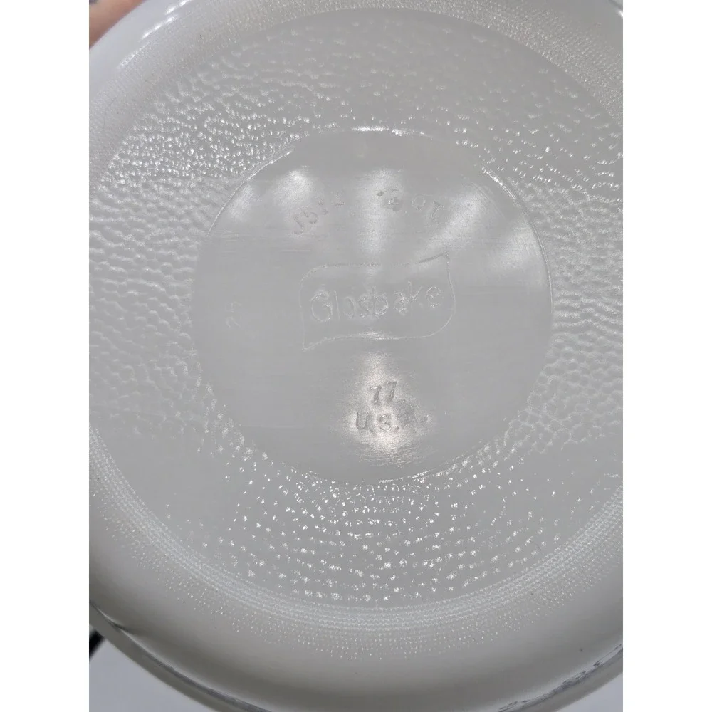 Glasbake J514 Blue Onion Milk Glass 2 Qt Round Casserole Baking Dish